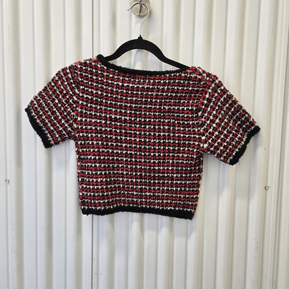 POL Textured Tweed Scoop-Neck Crop Top in Red/Black - Picture 5 of 5